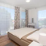 3 Bedroom Front In 公寓 马林斯卡
