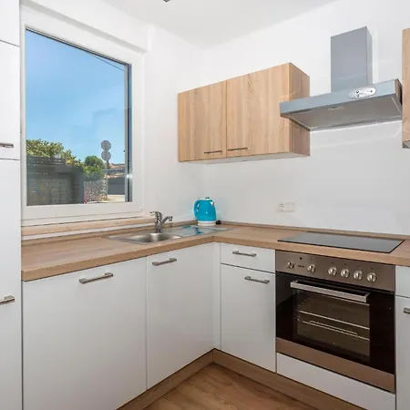 Beautiful In With Wifi Apartment