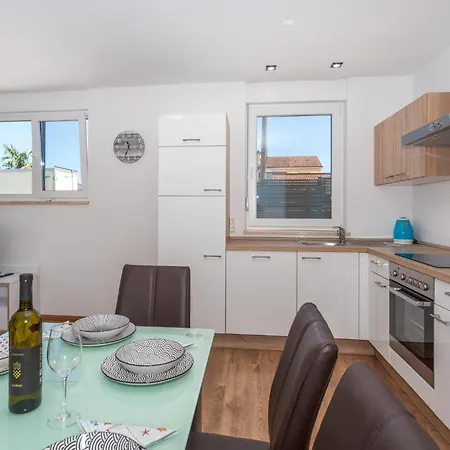 Apartament 3 Bedroom Cozy In