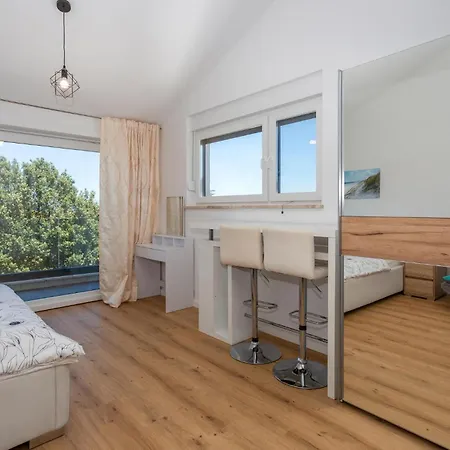 3 Bedroom Cozy In