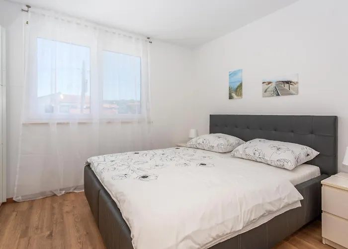3 Bedroom Amazing In Διαμέρισμα *